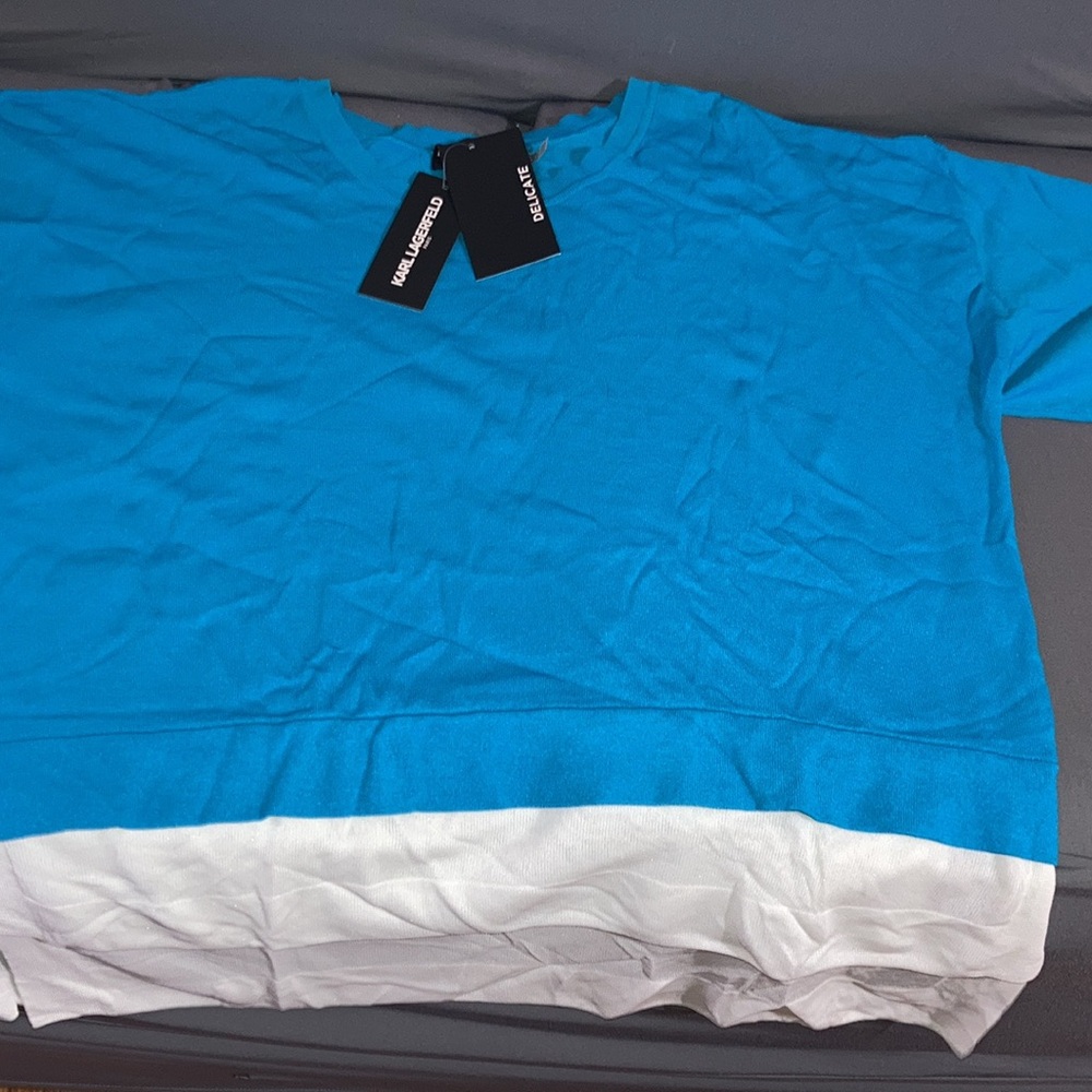 Karl Lagerfeld top size XL